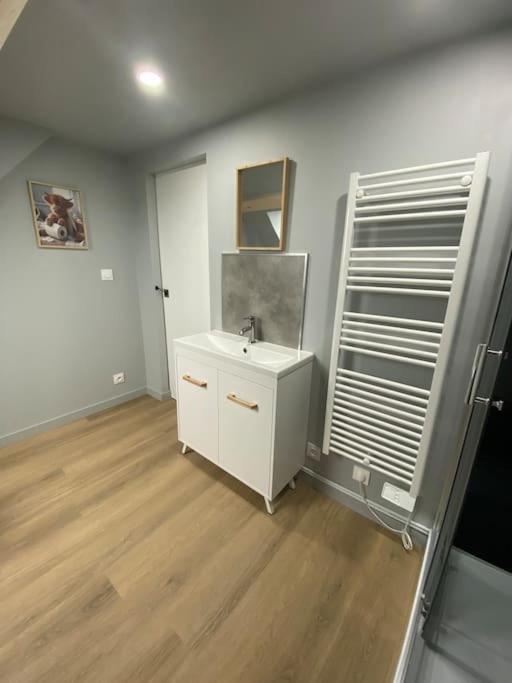 Studio * Lourouer-Saint-Laurent